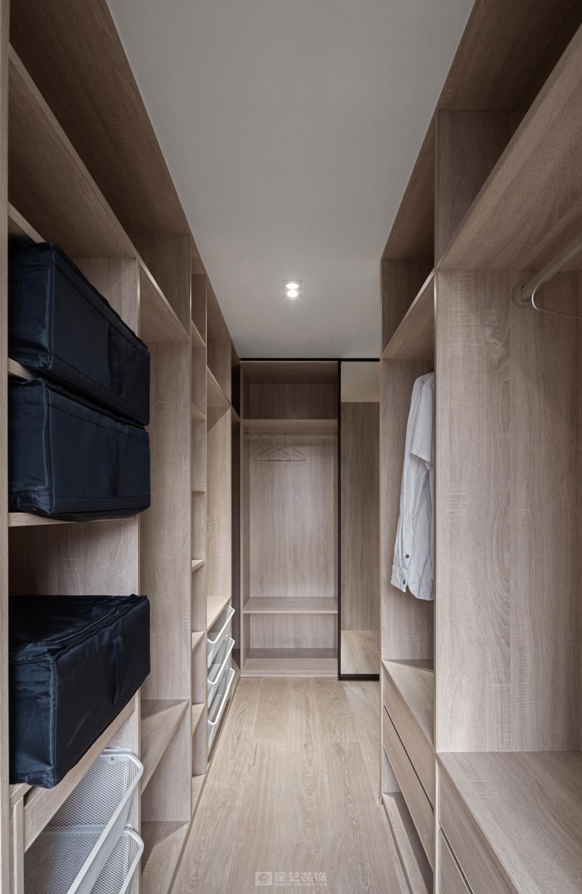 現(xiàn)代簡(jiǎn)約混搭